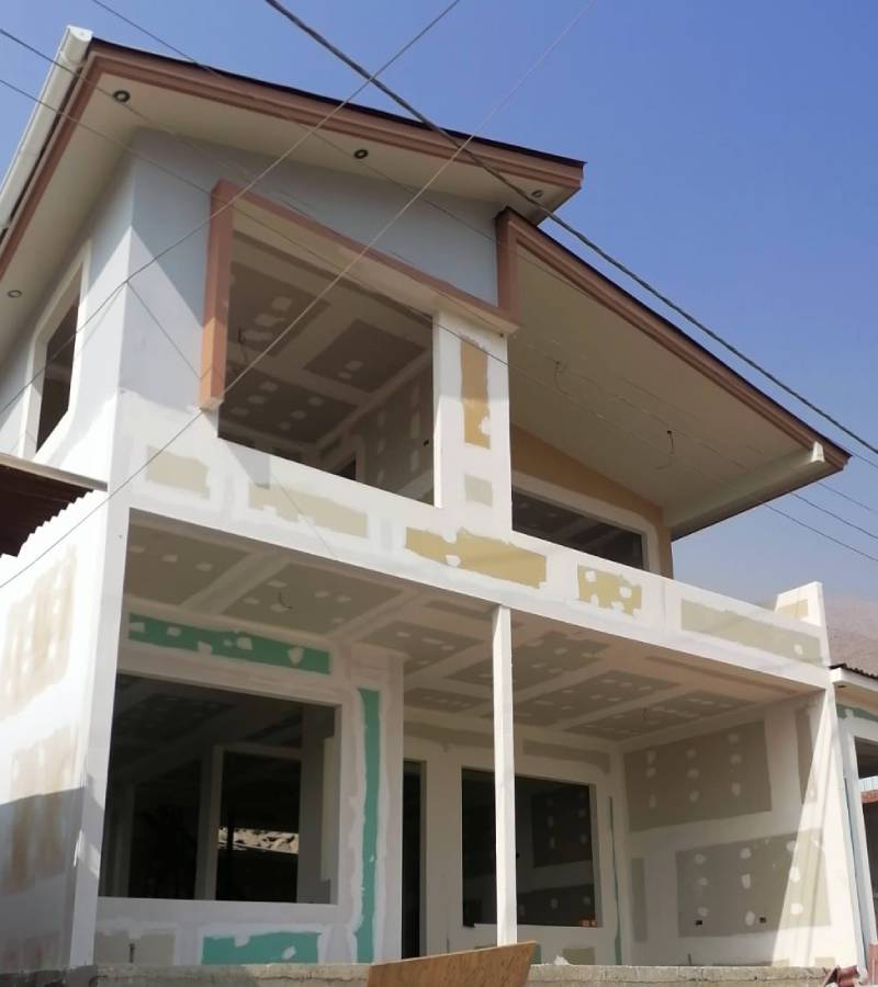 Casa prefabricada con sistema drywall y acabados modernos