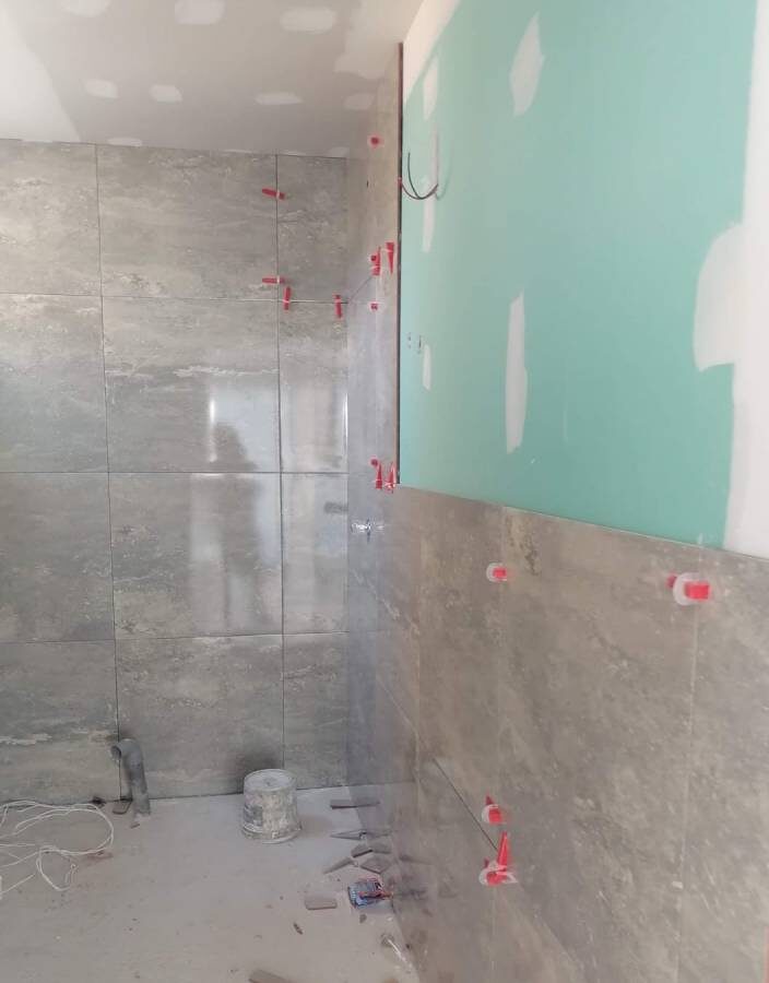 División interior de ambientes en vivienda construida con drywall